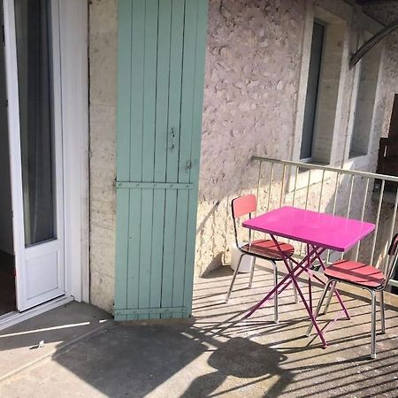 Appartement Avec Terrasse, Parking Gratuit Périgueux Dış mekan fotoğraf